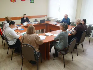 Совещание по вопросам демографии в округе