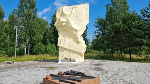 Памятник сержанту Васильковскому в Конаковском районе