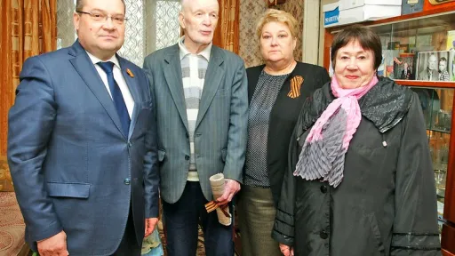 Первые лица района накануне Дня Победы посетили ветеранов. (Май 2015 год)