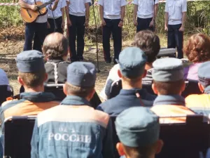 Воспитанники центра «Новая Корчева» дали концерт для спасателей из Ногинска. Август 2017