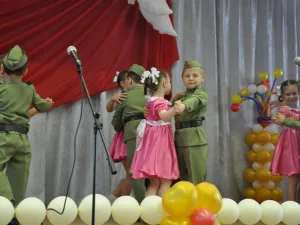 29 апреля 2015 года районный фестиваль детского творчества среди дошкольных образовательных учреждений &laquo;Мир глазами детей&raquo;