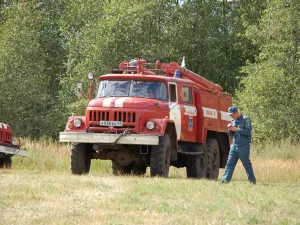  торжественный митинг, посвященный выводу наземной группировки спасателей из Конаковского района. Август 2014 год.