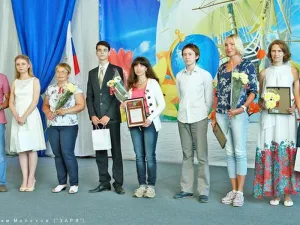 Вручение золотых медалей и знаков ГТО. Июнь 2016 год.